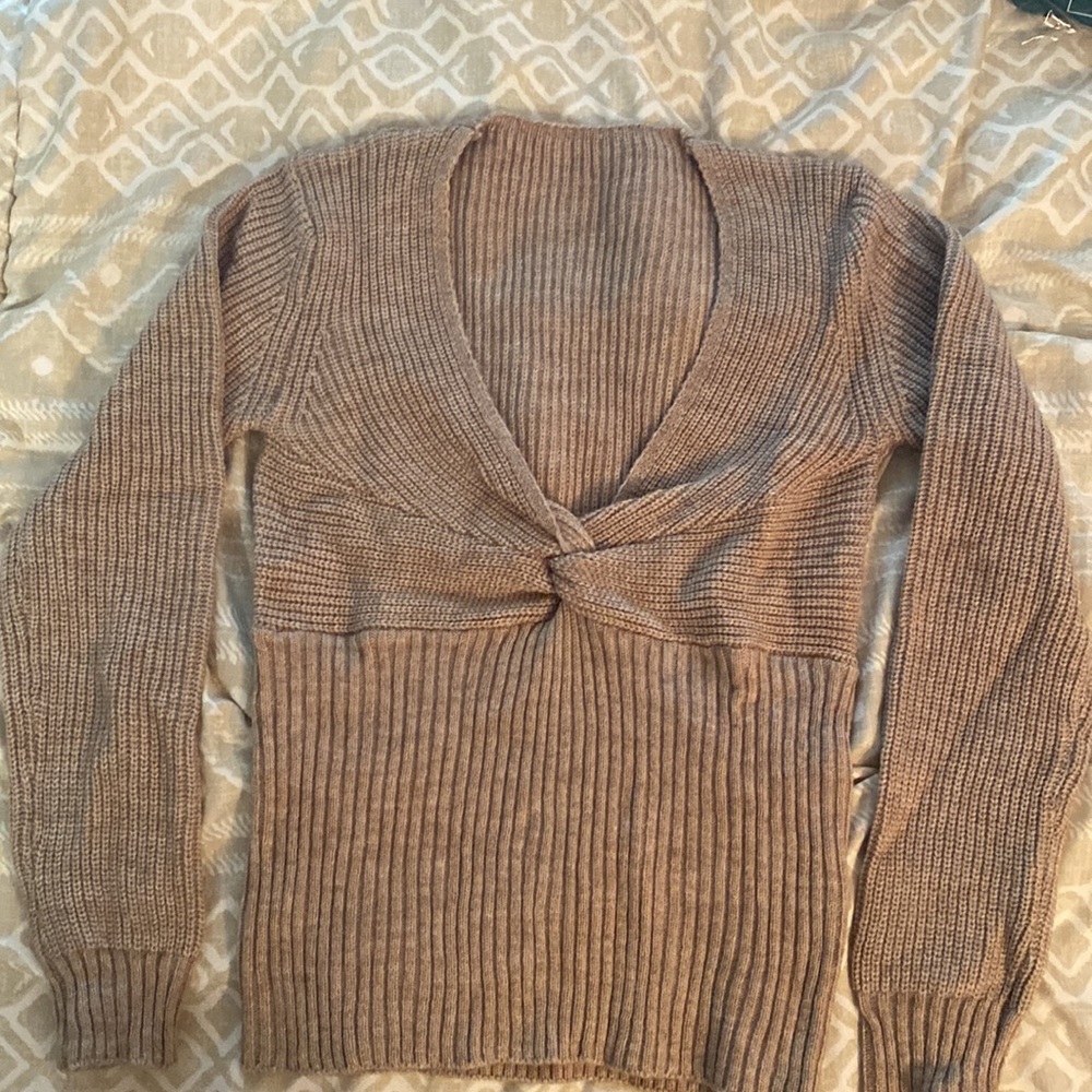 Sweater bundle - Picture 2 of 3